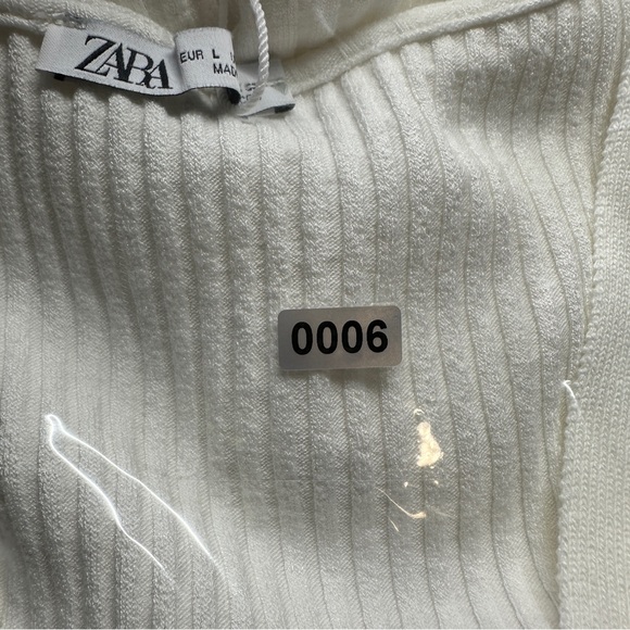 Zara Women’s Cream Ribbed V-Neck Button Viscose Crop Top Size L - Picture 11 of 11